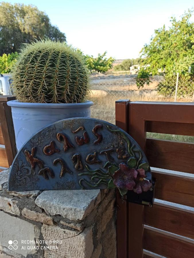 Cactus Home คาลามากิ ภายนอก รูปภาพ