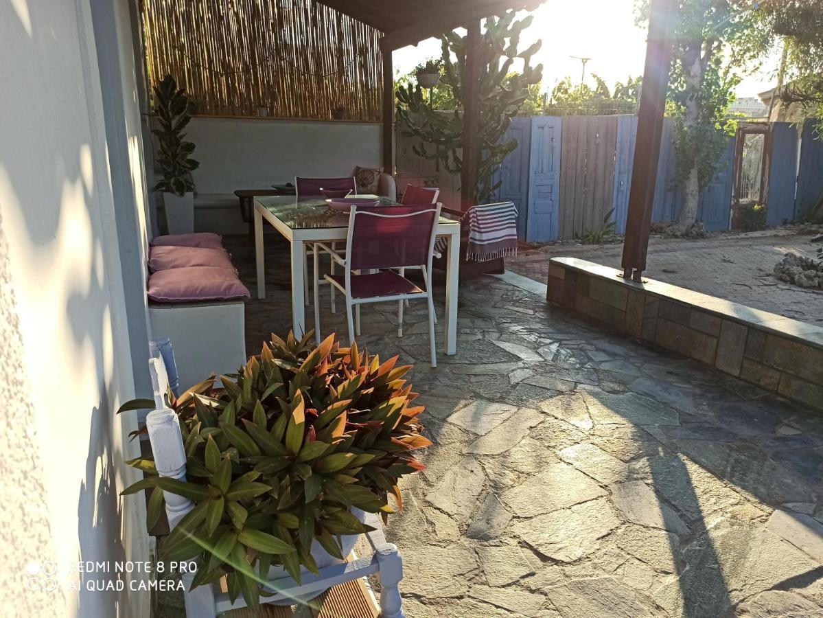 Cactus Home คาลามากิ ภายนอก รูปภาพ